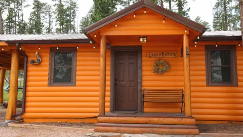 Eagles Nest Cabin — image 1 of 14