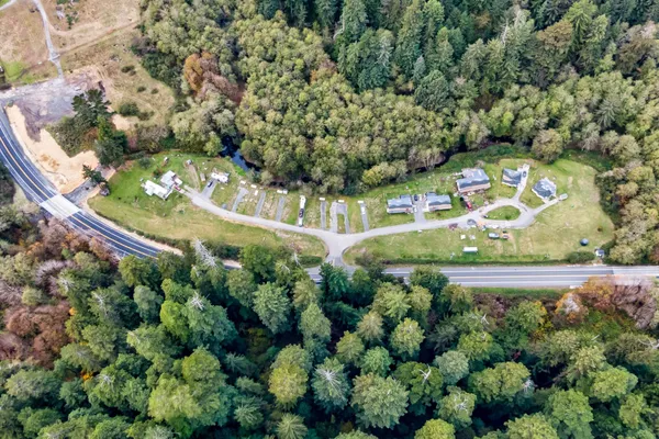 Heart of the Redwoods Cottages & RV – photo 1