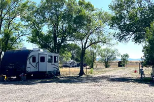 Avery's RV Park – photo 2