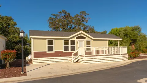 Premium Cottage 2 Bedroom — image 1 of 11