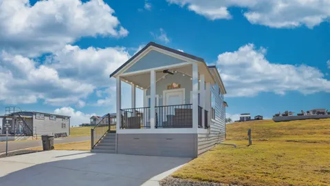 Tiny Home 139 - The Jewel Box — image 29 of 29