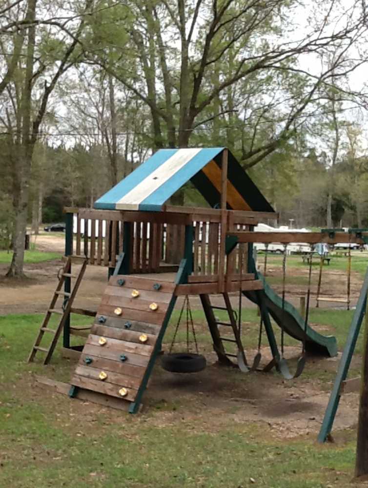 Shady Cove RV Park, Hattiesburg, Mississippi - Photo 4
