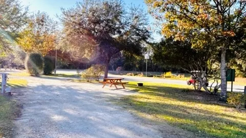 30/50 Full Hookup Pull-Through RV Site — image 4 of 4