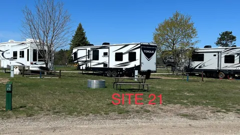 Modern (Water & Electric) Site — image 2 of 37