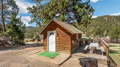 Comfort Cabin — image 2 of 9