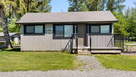 B- Cottage Studio Cabin — image 1 of 7