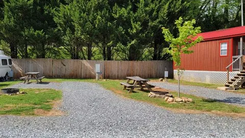 Off-River RV Site — image 2 of 6