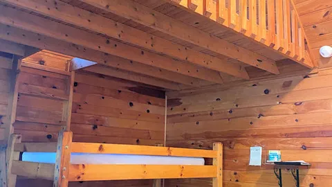 Camping Cabin (Lakeview) — image 4 of 4