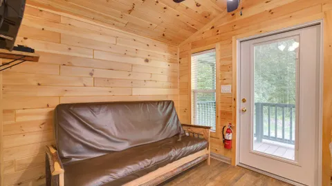 Boo Boo™ Bungalow — image 2 of 10