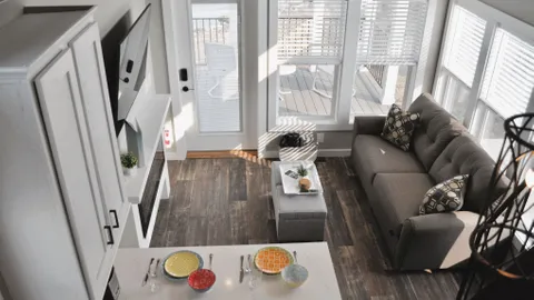 Water Front Cottage 3 — image 2 of 12