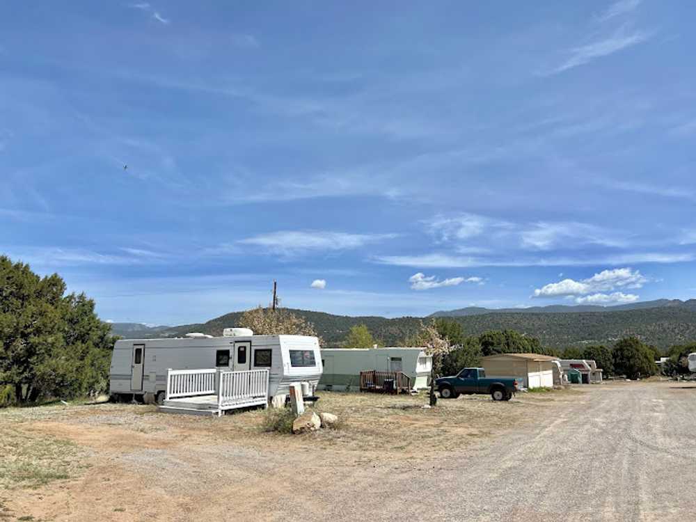 Continental Divide Park & Camp - Photo 2