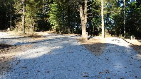 30/50 Amp Deluxe RV Site — image 1 of 21