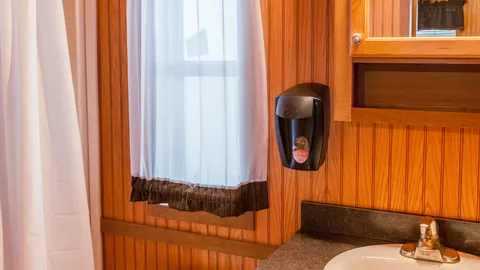 Cozy Cabin — image 2 of 5