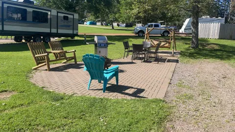 30 AMP Premium Patio Full Hookup Back-in — image 1 of 1