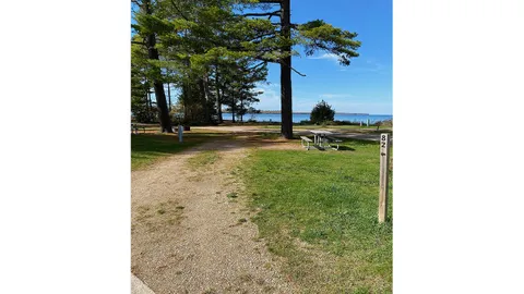 Full Hookup Campsite — image 2 of 5