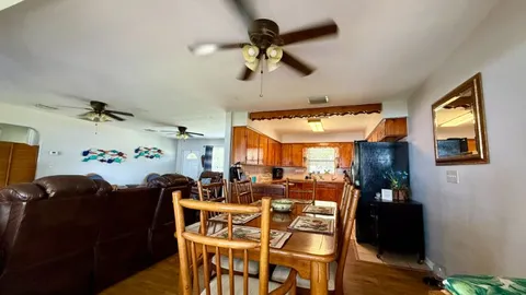 Lakehouse — image 9 of 9