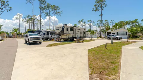 Premium Full Hookup Pull Through RV Site — image 4 of 4
