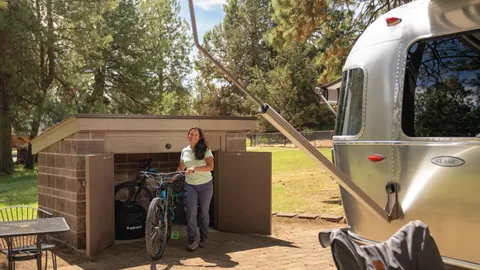 Platinum Full Hookup RV Site — image 2 of 6