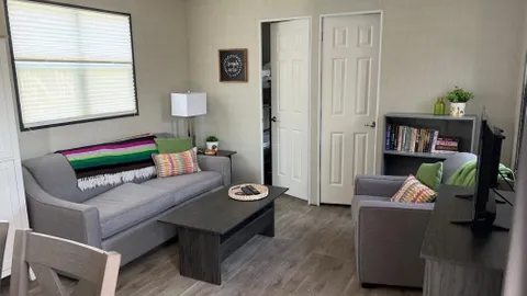 3-Bedroom Lakeside Cottage - Weekender — image 2 of 16