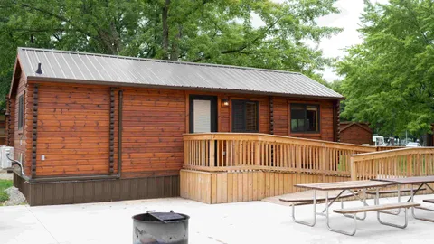Barton Lake Bungalow — image 1 of 6