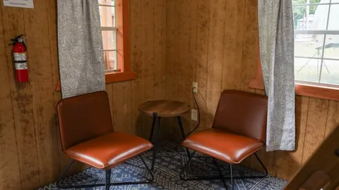 Rustic Cabin — image 2 of 6
