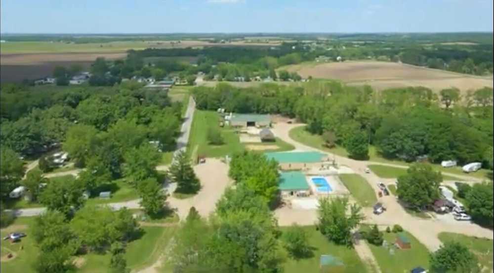 Timberline Campground, Goodfield, Illinois - Photo 2
