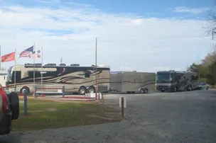 Eagle's Landing RV Park – photo 3