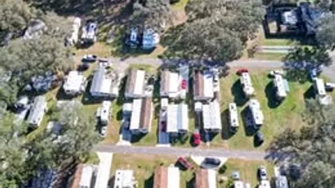 30 Amp Standard Full Hookup RV Site — image 2 of 5