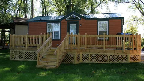DELUXE CABIN WEST LAKE ADA — image 1 of 6