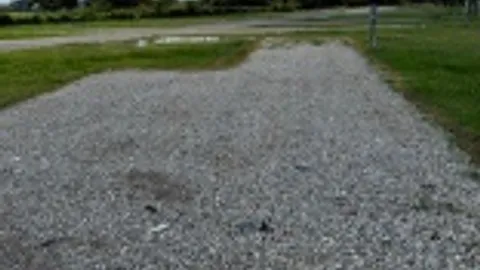 Pond Back-In 30/50 Amp Full Hookup RV Site — image 2 of 24