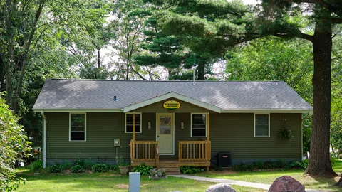 Evergreen Vacation Rental — image 1 of 11