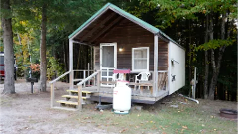 Deluxe Cabin (YR) — image 1 of 1
