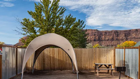Covered Single Tent/Van Site — image 2 of 2