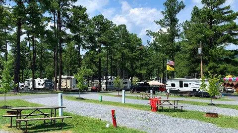 Premium Pull-Thru RV Site — image 2 of 4