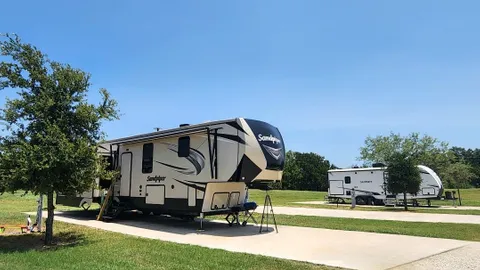 Premium Concrete Back-In RV Site — image 2 of 2