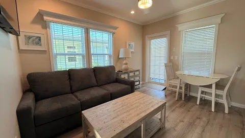 Bayside Rental — image 10 of 10