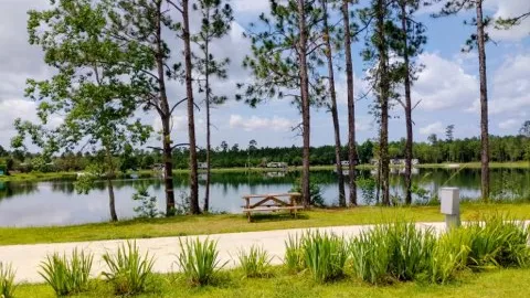 LAKE FRONT PULLTHRU — image 2 of 7