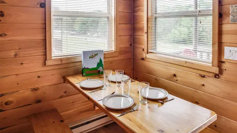 Cottage with Loft — image 2 of 6
