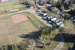 Rockyford Lions Campground – photo 2