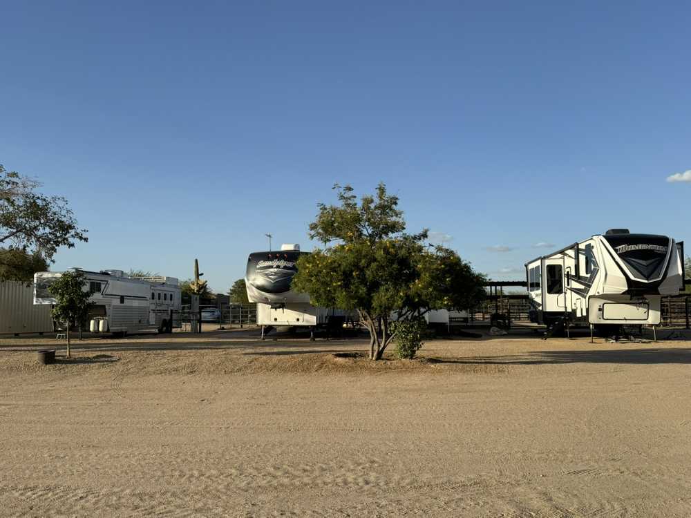 ShowMe Ranch, Cave Creek, Arizona - Photo 2