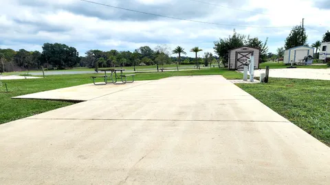 Premium Full Hookup RV Site — image 1 of 1
