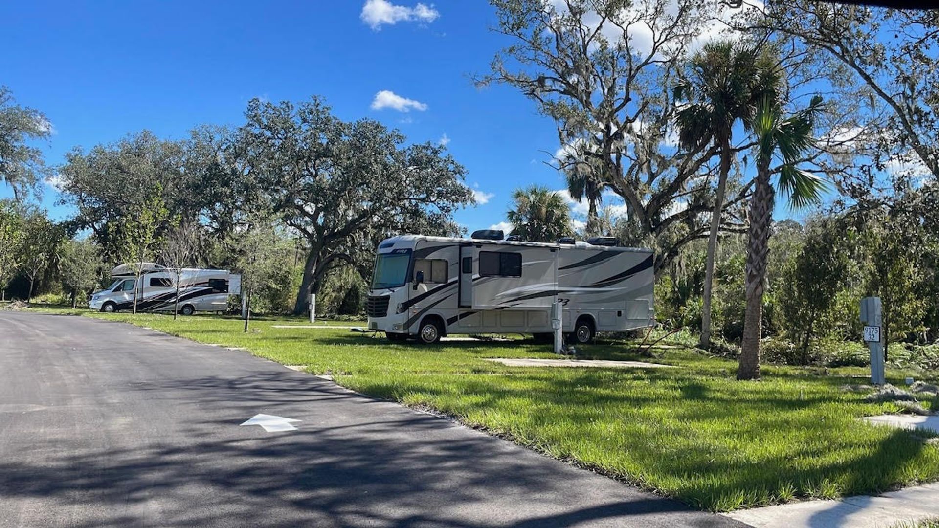 Linger Lodge RV Park, Bradenton, Florida