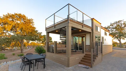 Tuscany 1 Bedroom with Deck — image 1 of 10