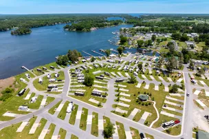 Swan Bay Resort & Marina – photo 3