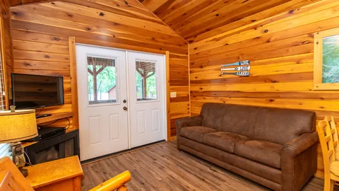 Queen Cabin W/O Loft — image 5 of 5