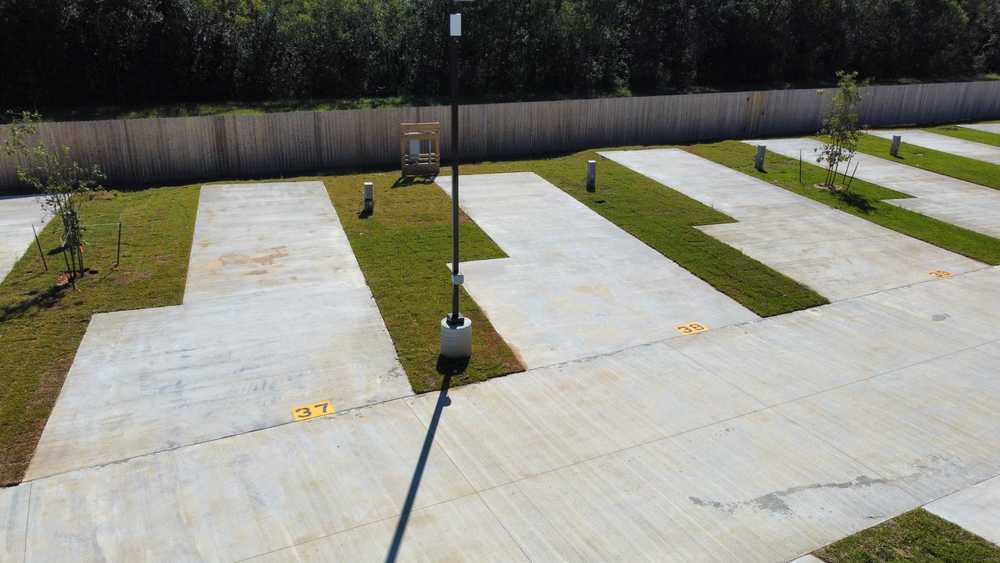 Cardinal RV Park - Photo 4
