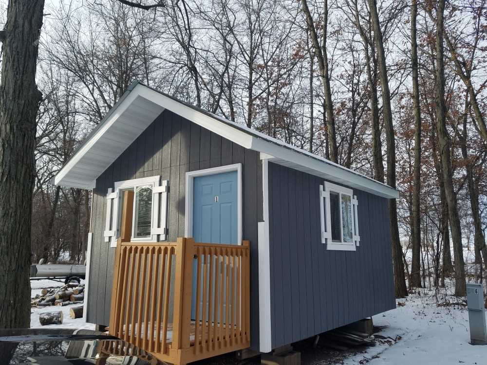 Deluxe Cabin