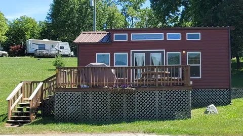 Camping Lodges — image 2 of 8