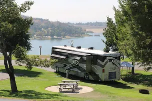 Bonelli Bluffs RV Resort & Campground – photo 2