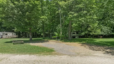 Full Hook Up, Back-In Site — image 1 of 3